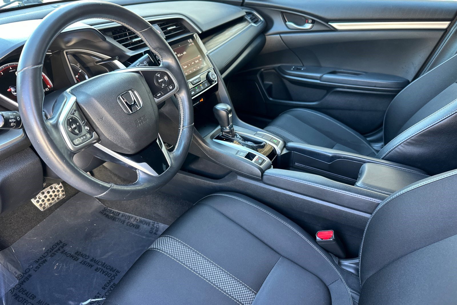 2020 Honda Civic Sport photo 4