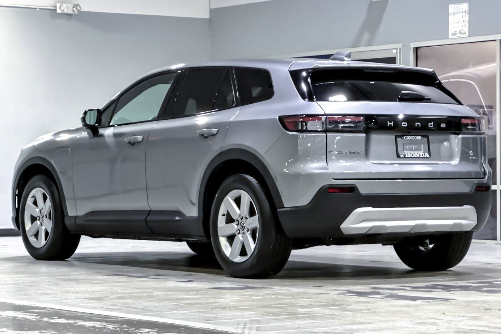 2024 Honda Prologue EX photo 2