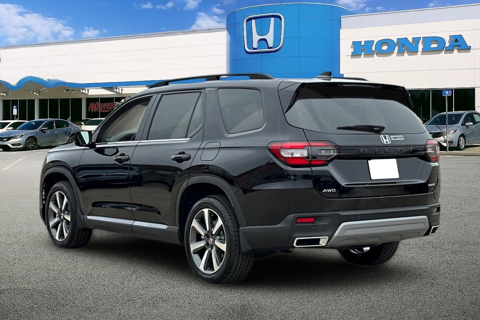 2025 Honda Pilot Elite photo 3