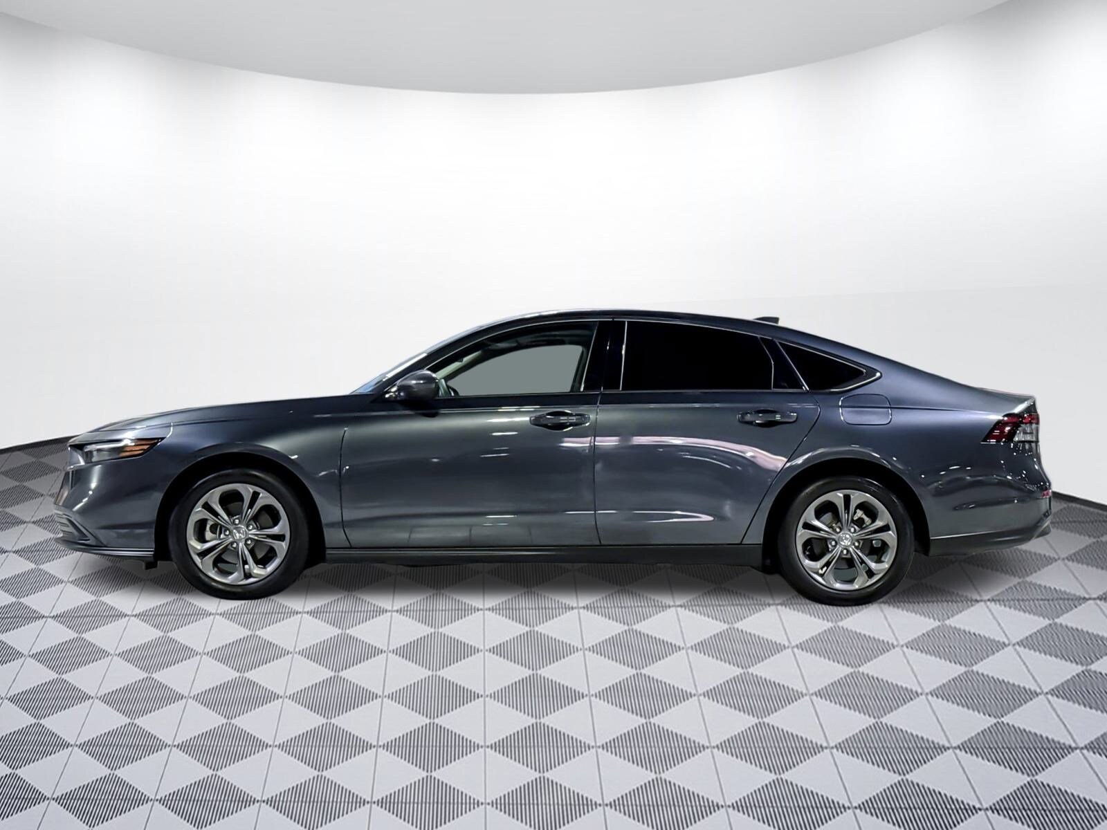 2023 Honda Accord EX photo 2