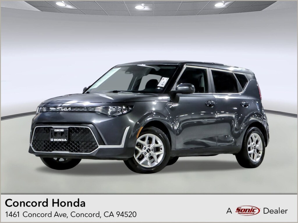 Used 2023 Kia Soul LX Hatchback