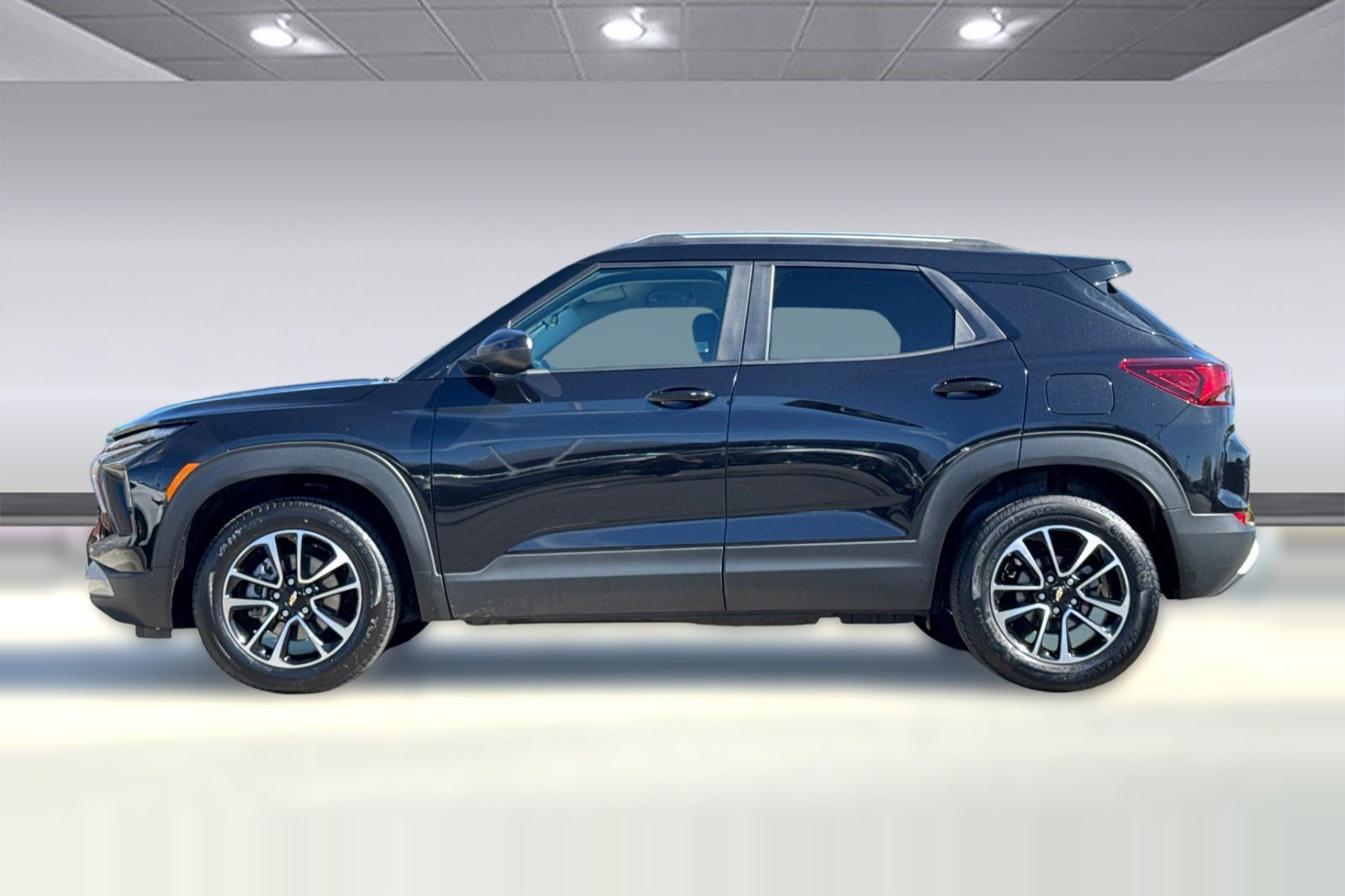 2025 Chevrolet Trailblazer LT photo 5