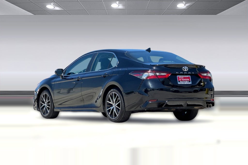 Used 2024 Toyota Camry SE Sedan