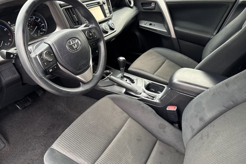 Used 2017 Toyota RAV4 LE SUV