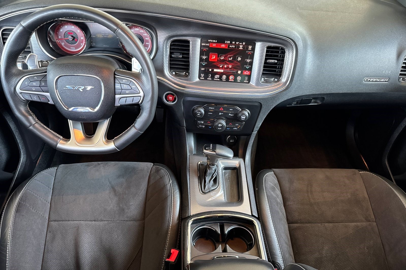 Photo 16