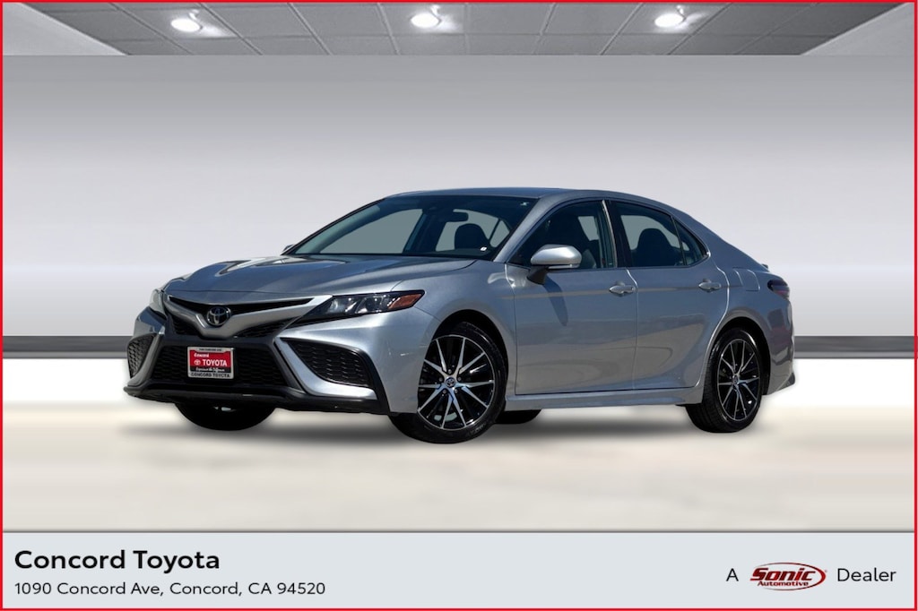 Used 2024 Toyota Camry SE Sedan