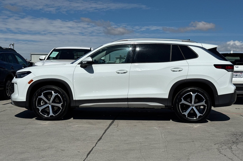 Used 2026 Volkswagen Tiguan SE SUV