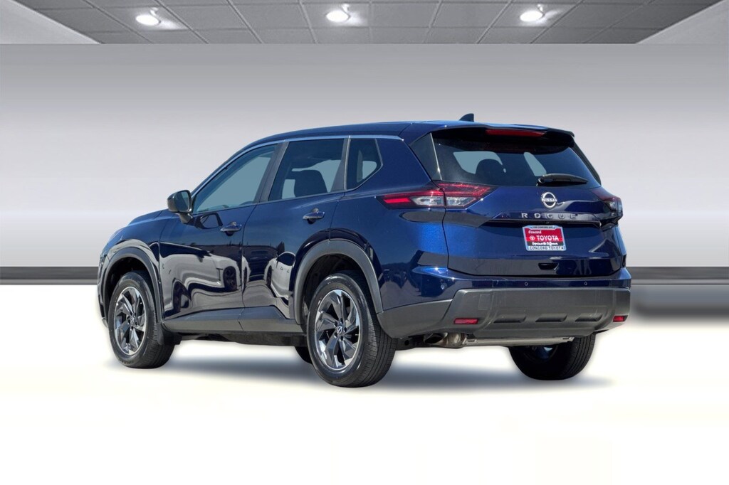 Used 2025 Nissan Rogue SV SUV