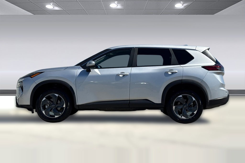 Used 2025 Nissan Rogue SV SUV
