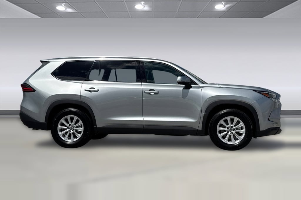 Used 2025 Toyota Grand Highlander XLE SUV