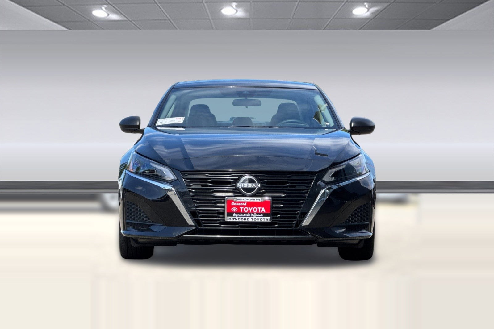 2025 Nissan Altima SV photo 5
