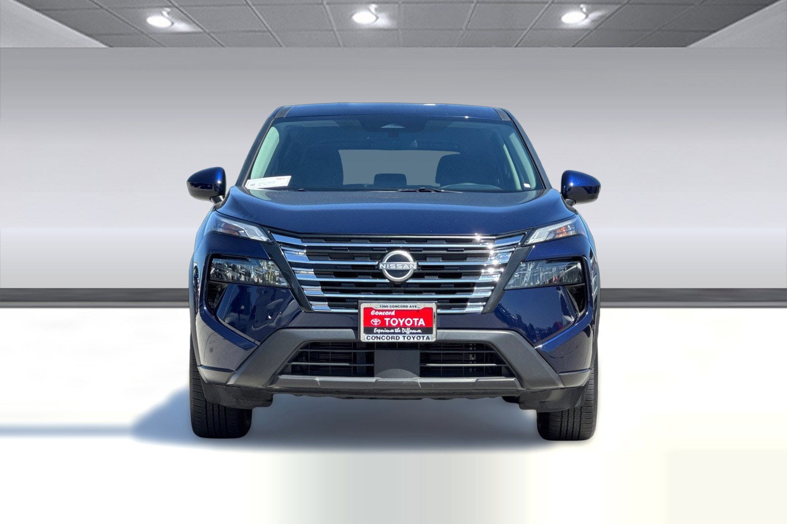 2025 Nissan Rogue SV photo 4