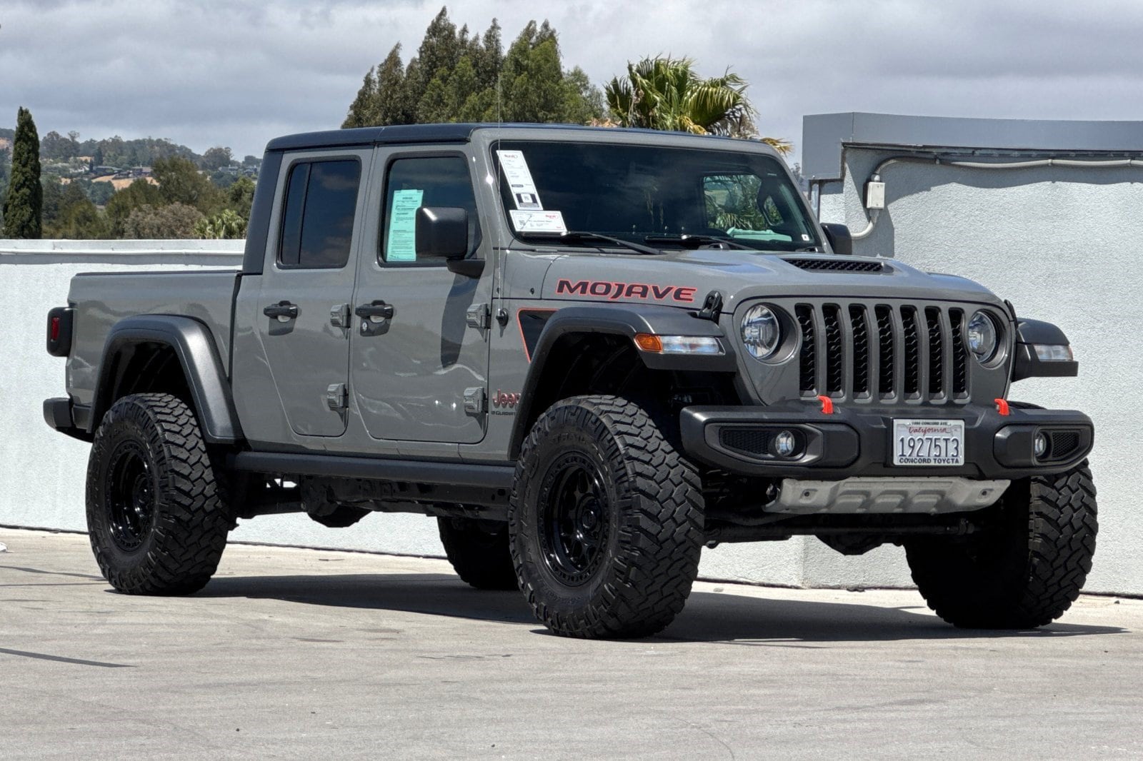 Gladiator Mojave Truck Crew Cab