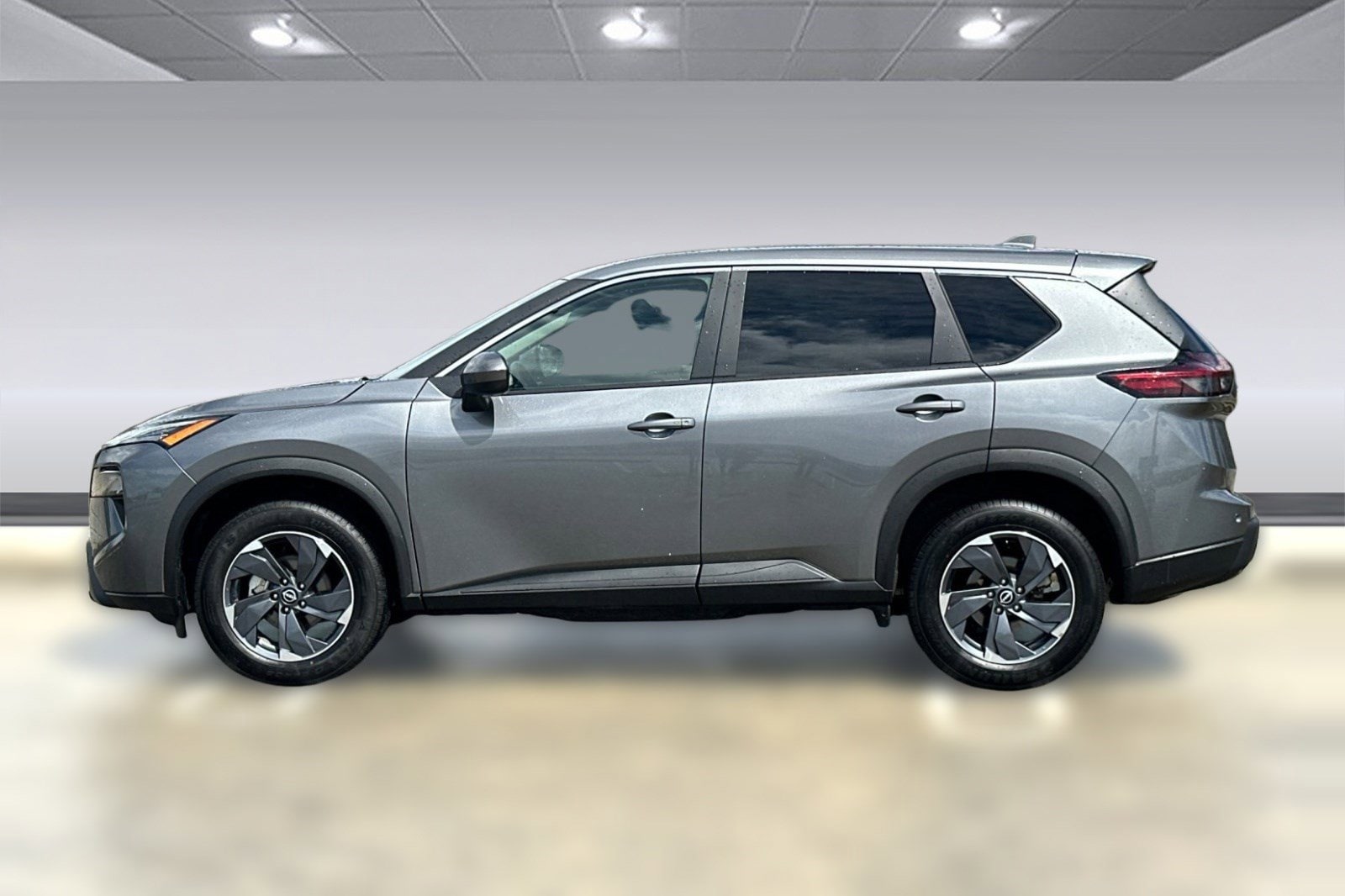 2025 Nissan Rogue SV photo 5