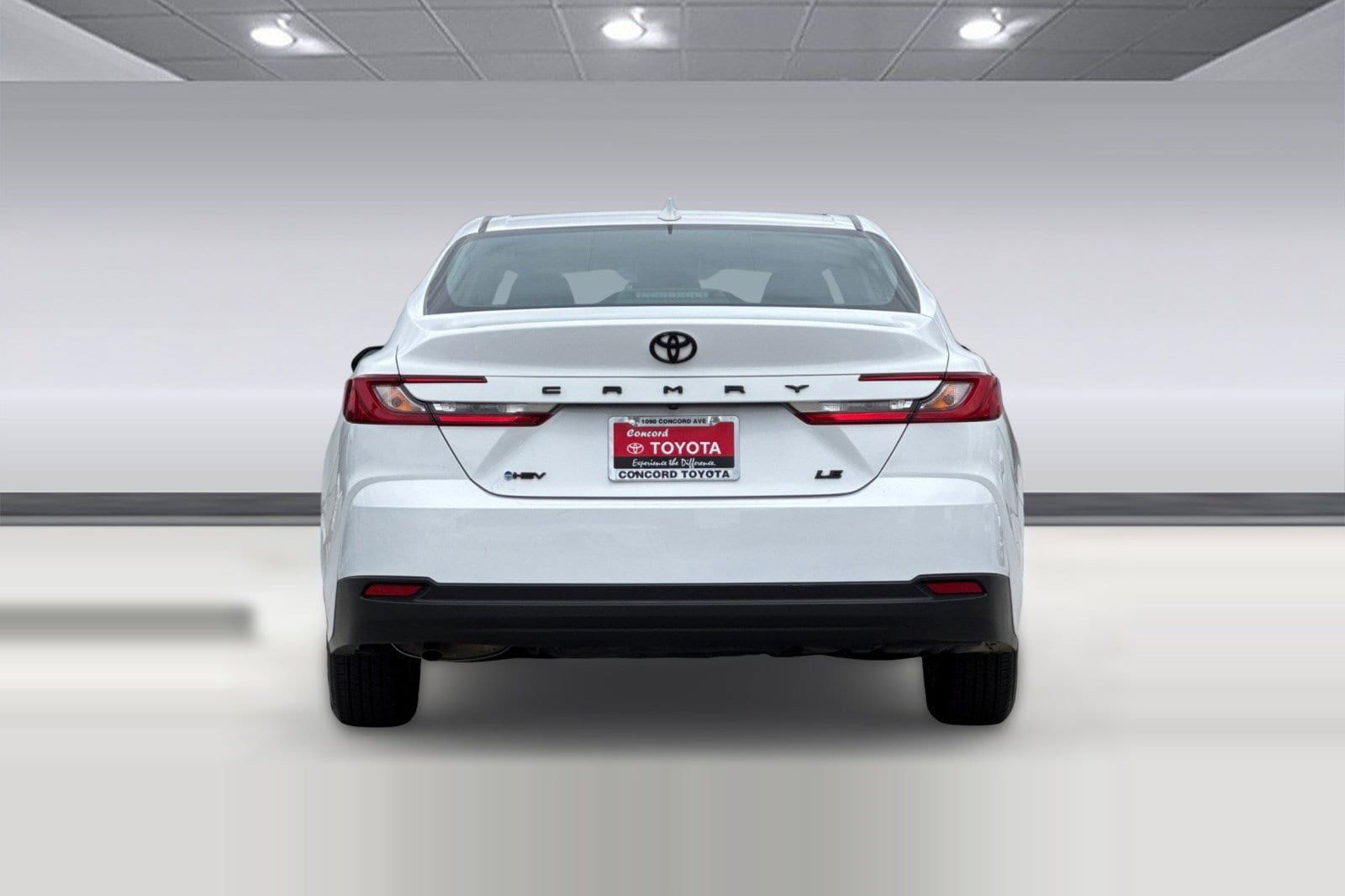 2025 Toyota Camry LE photo 3