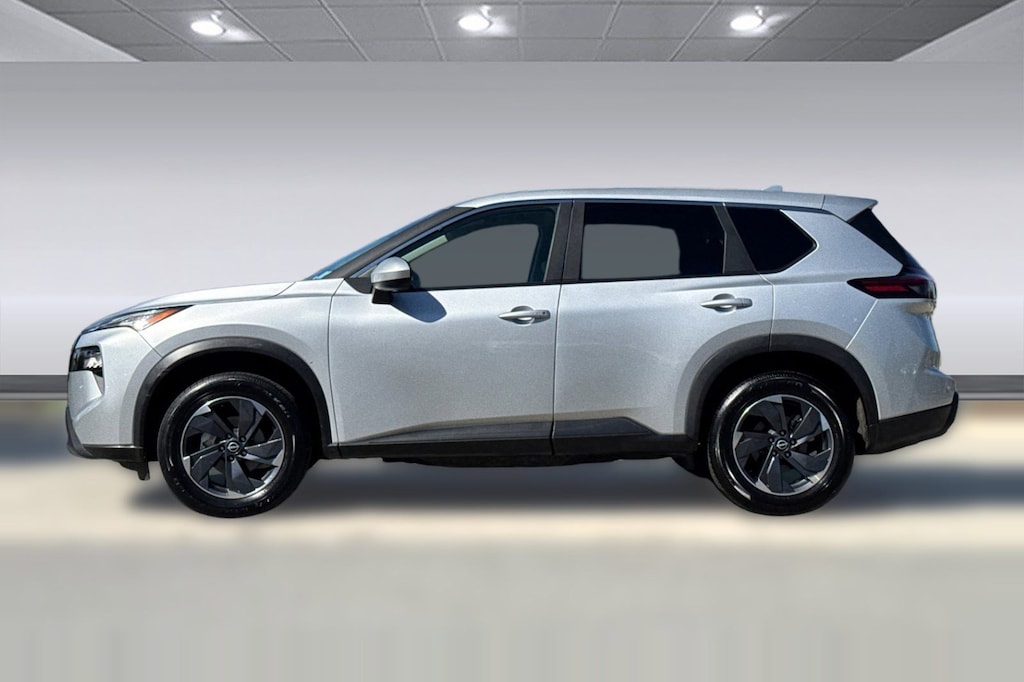 Used 2025 Nissan Rogue SV SUV