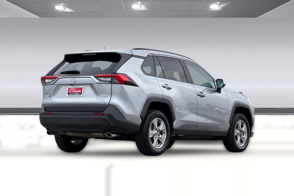 Used 2025 Toyota RAV4 XLE SUV