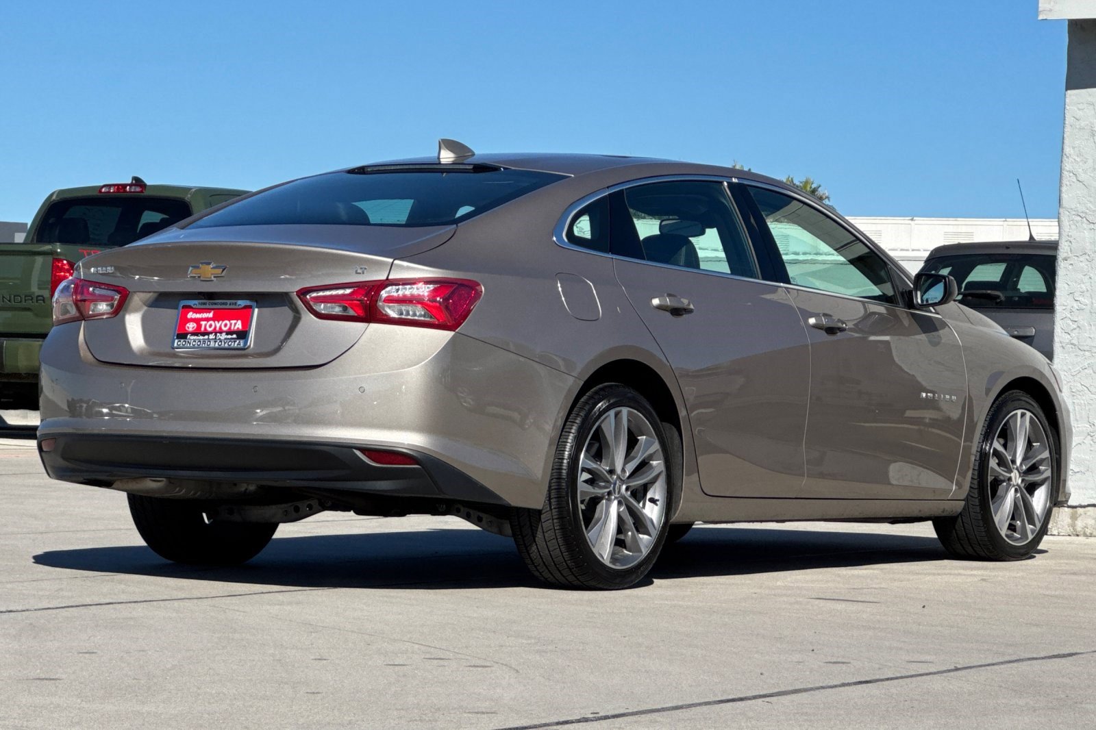 2024 Chevrolet Malibu Premier 2LT photo 4
