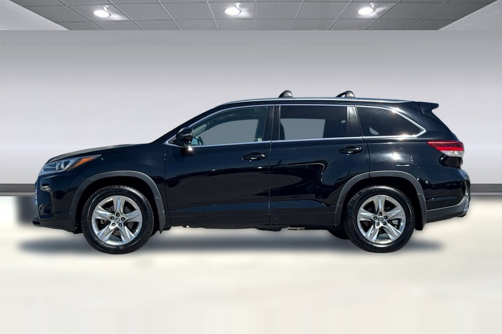 Certified 2017 Toyota Highlander Limited SUV