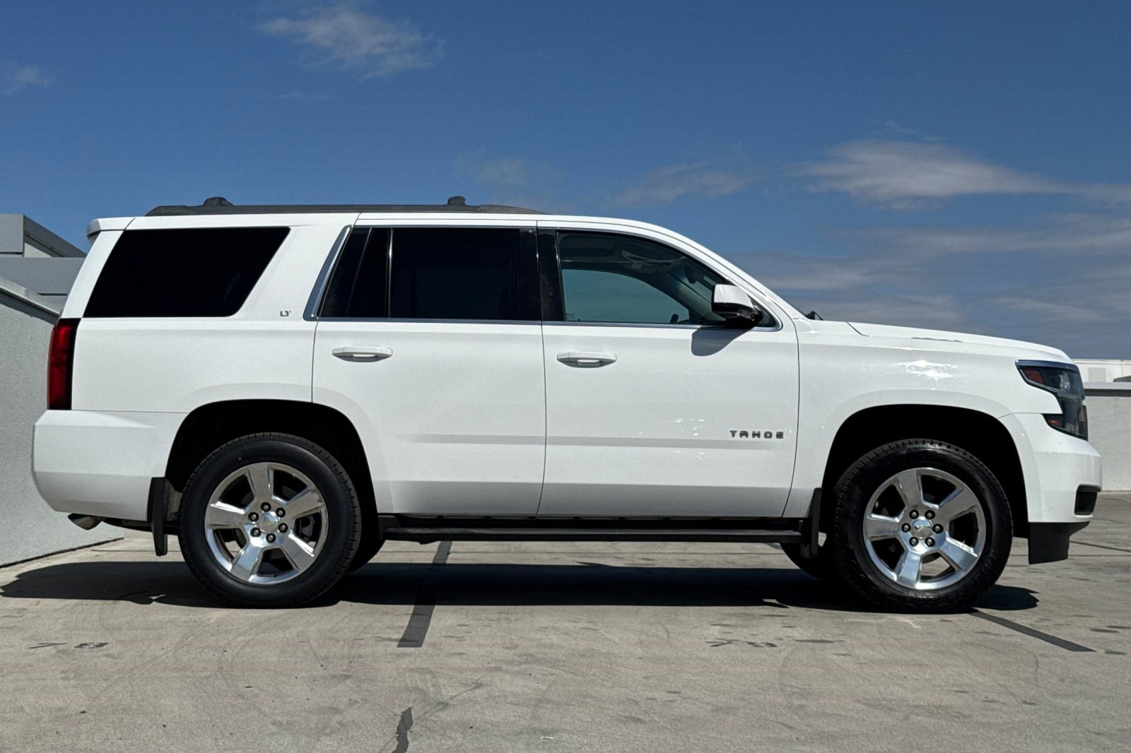 2015 Chevrolet Tahoe LT photo 2