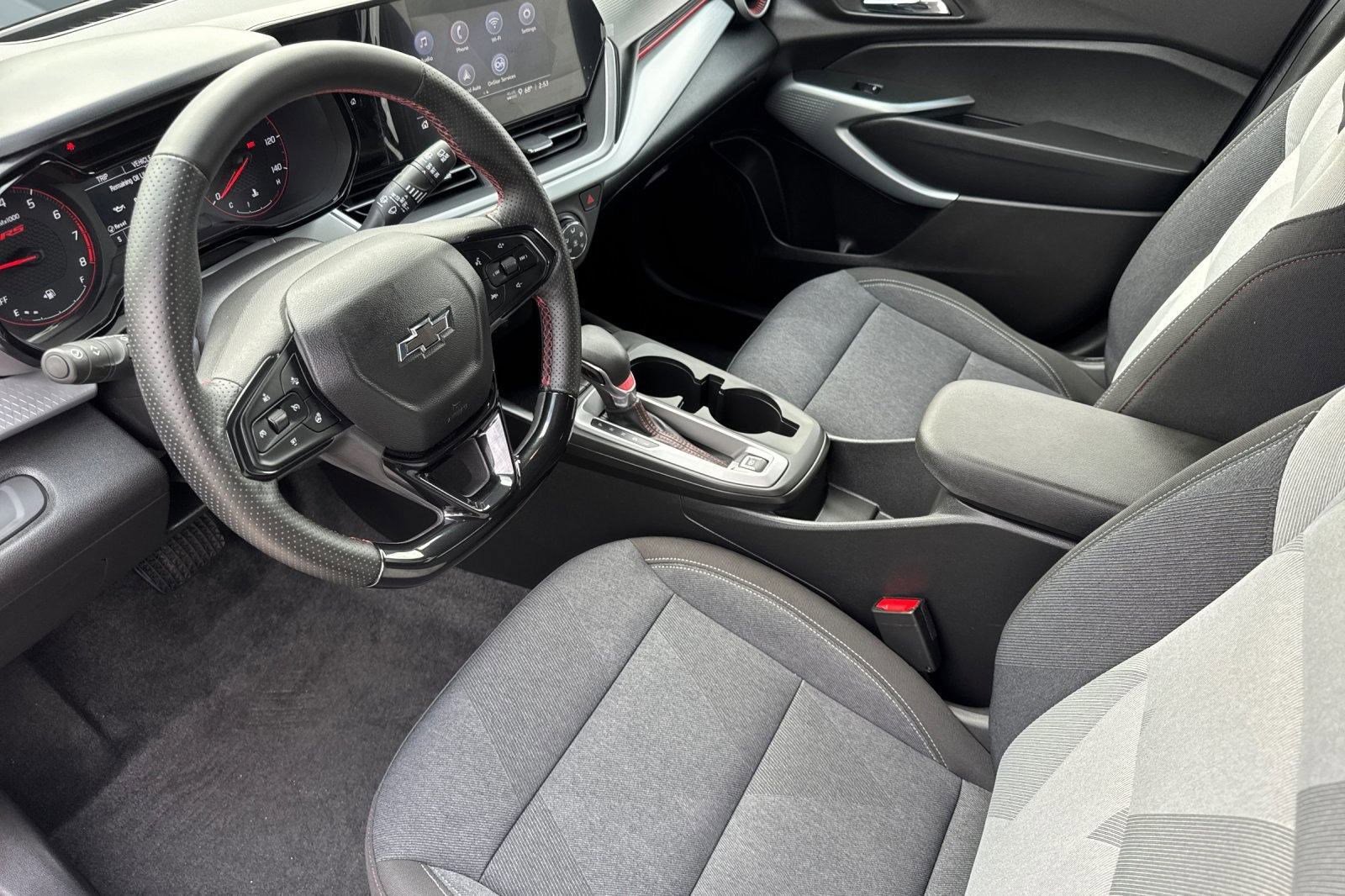 2024 Chevrolet Trax photo 4