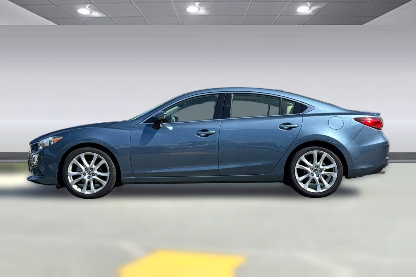 2015 Mazda Mazda6 i Grand Touring photo 5