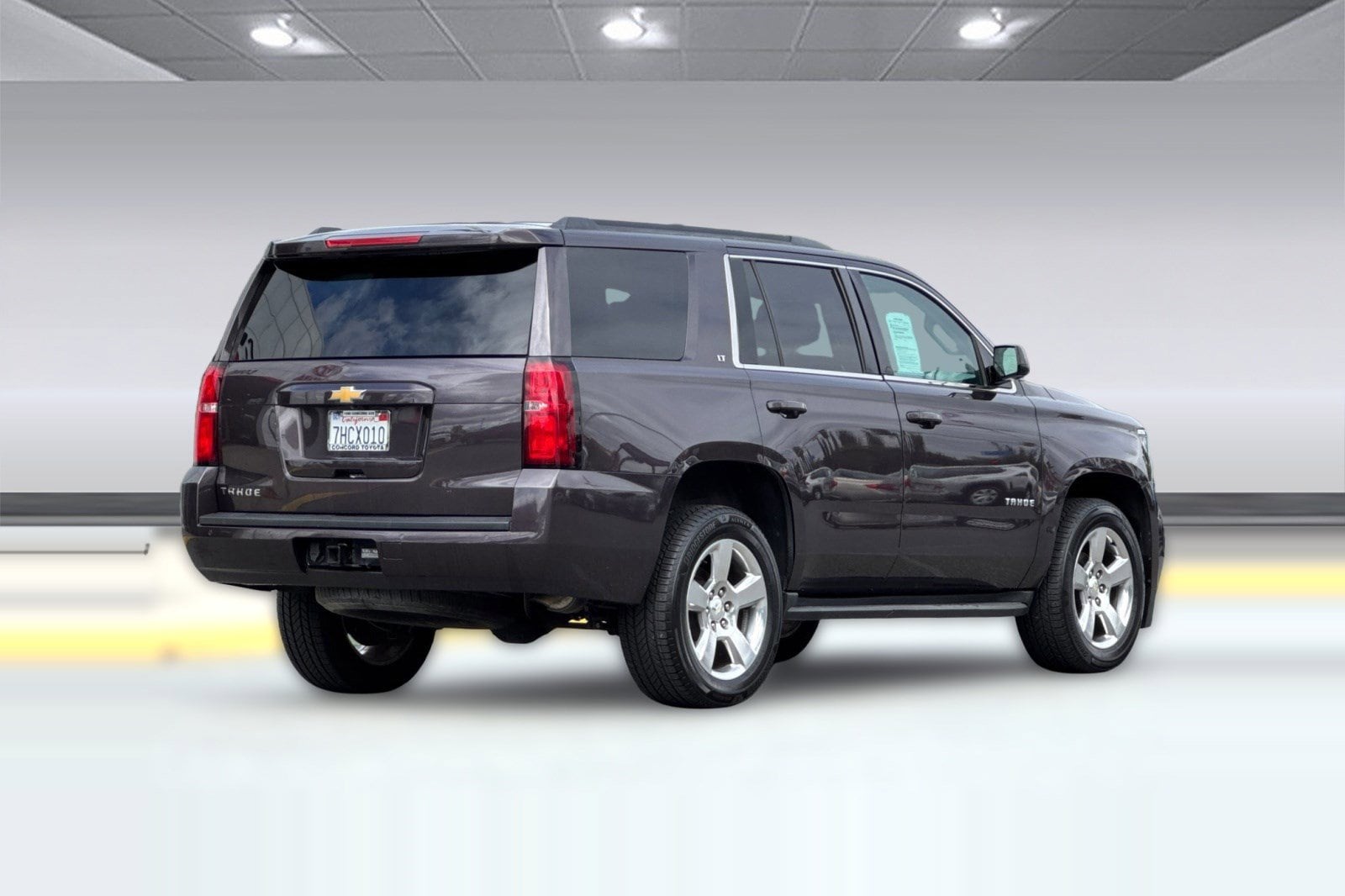 2015 Chevrolet Tahoe LT photo 2