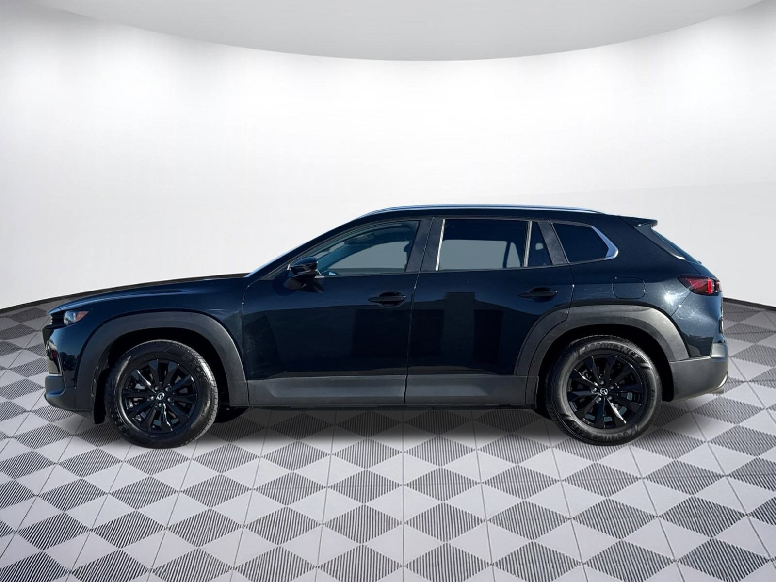 2024 Mazda CX-50 2.5 S Preferred photo 2