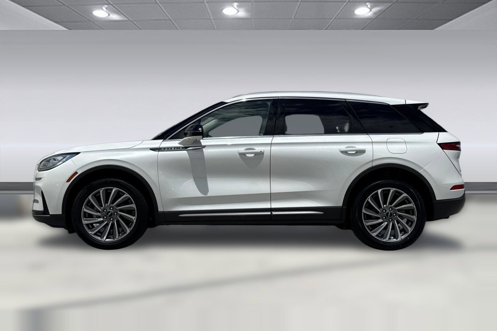 Corsair Reserve SUV