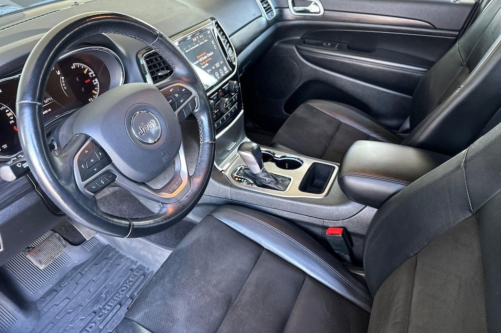 Used 2021 Jeep Grand Cherokee Laredo X SUV