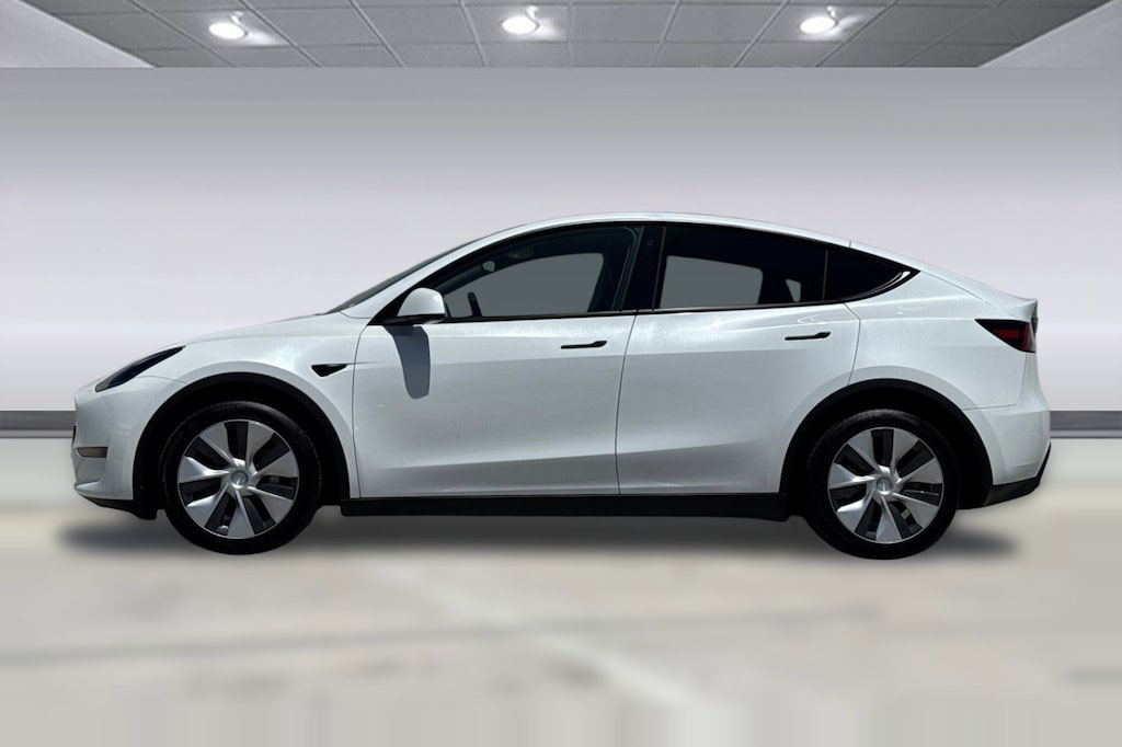 Used 2023 Tesla Model Y Long Range SUV