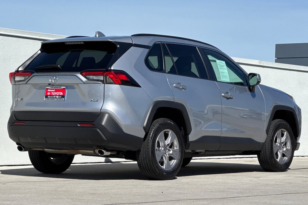 Used 2025 Toyota RAV4 XLE SUV