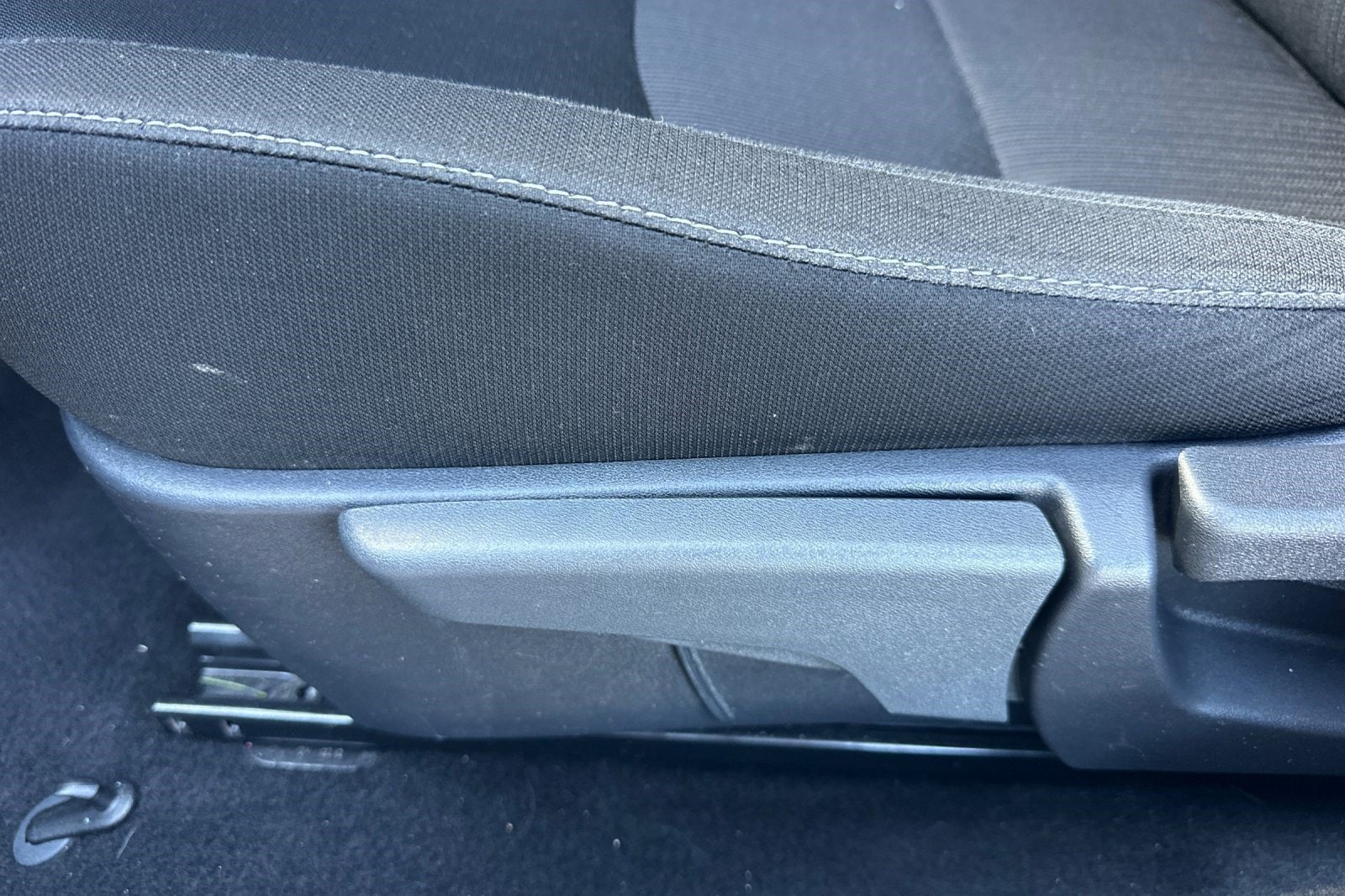 2025 Nissan Sentra SV - Photo 13