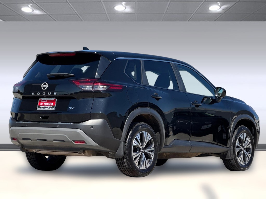 Used 2023 Nissan Rogue SV SUV