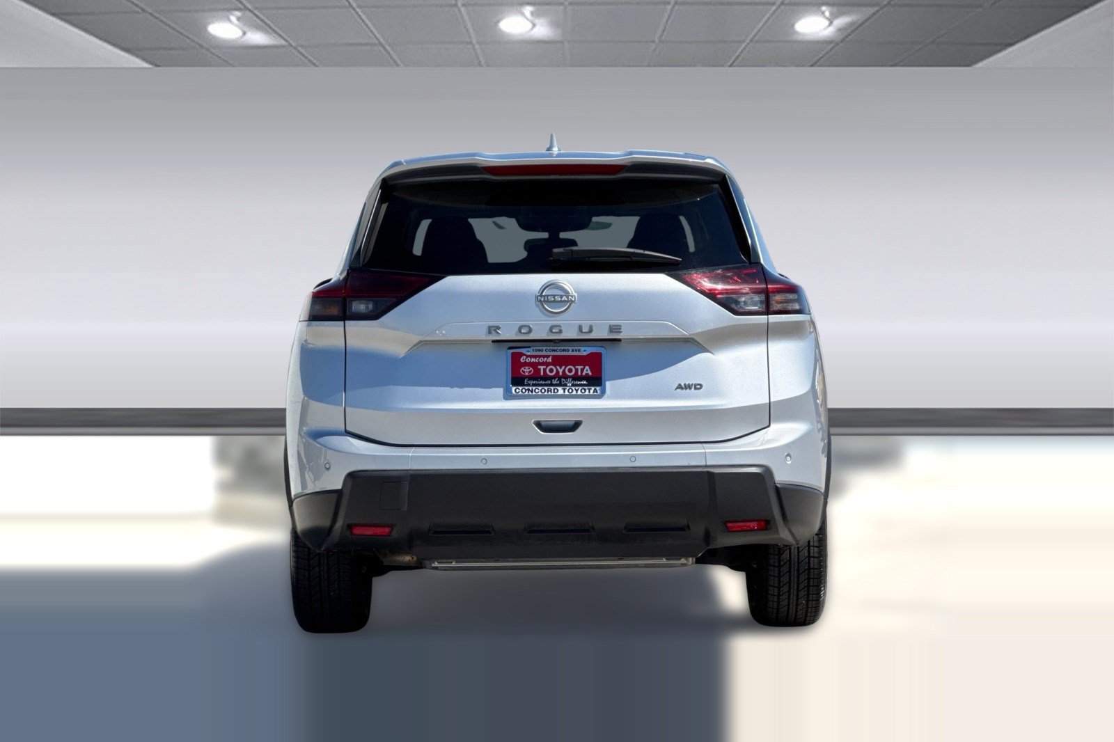 2025 Nissan Rogue SV photo 3