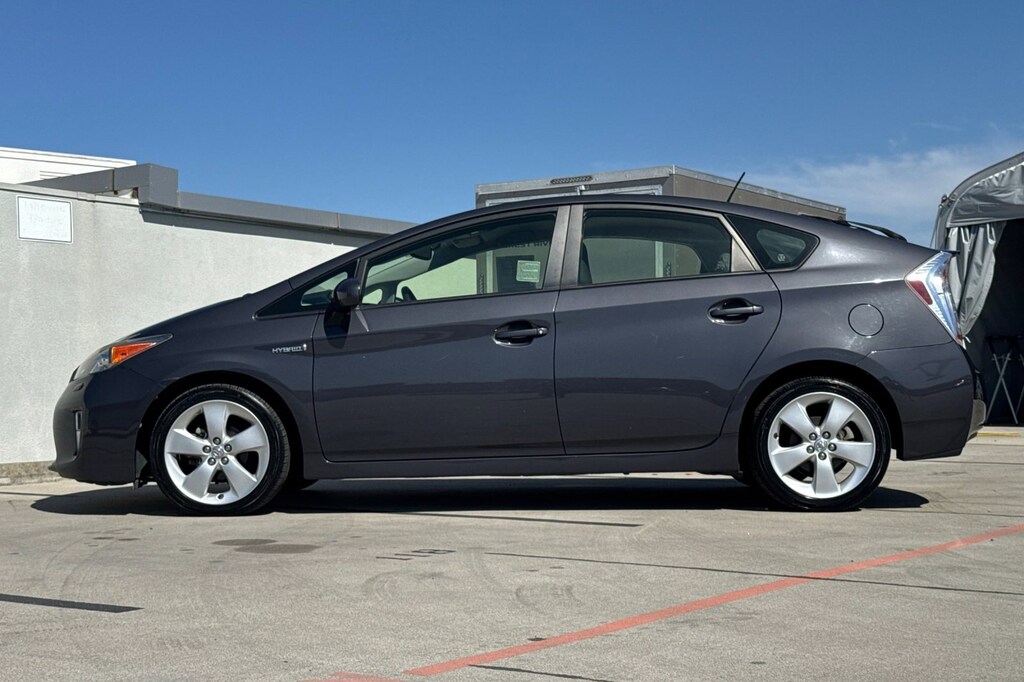Used 2015 Toyota Prius Five Hatchback