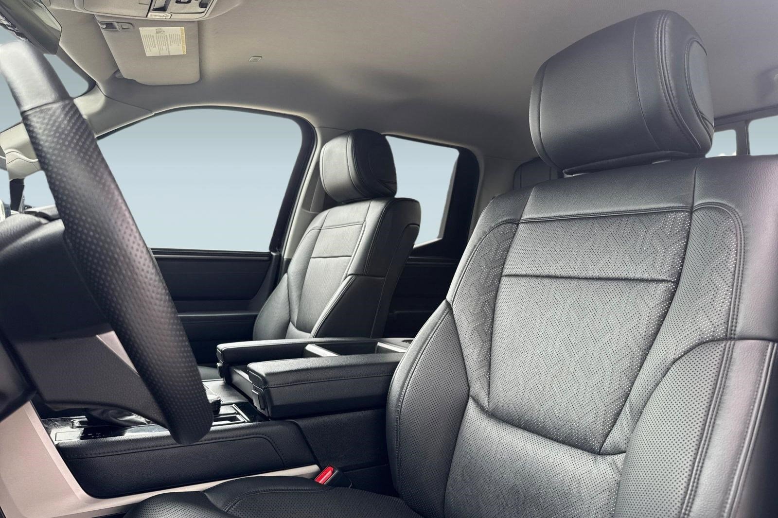 2022 Toyota Tundra Limited photo 4