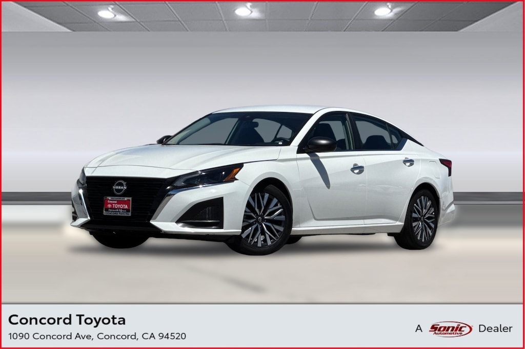 Used 2025 Nissan Altima SV Sedan