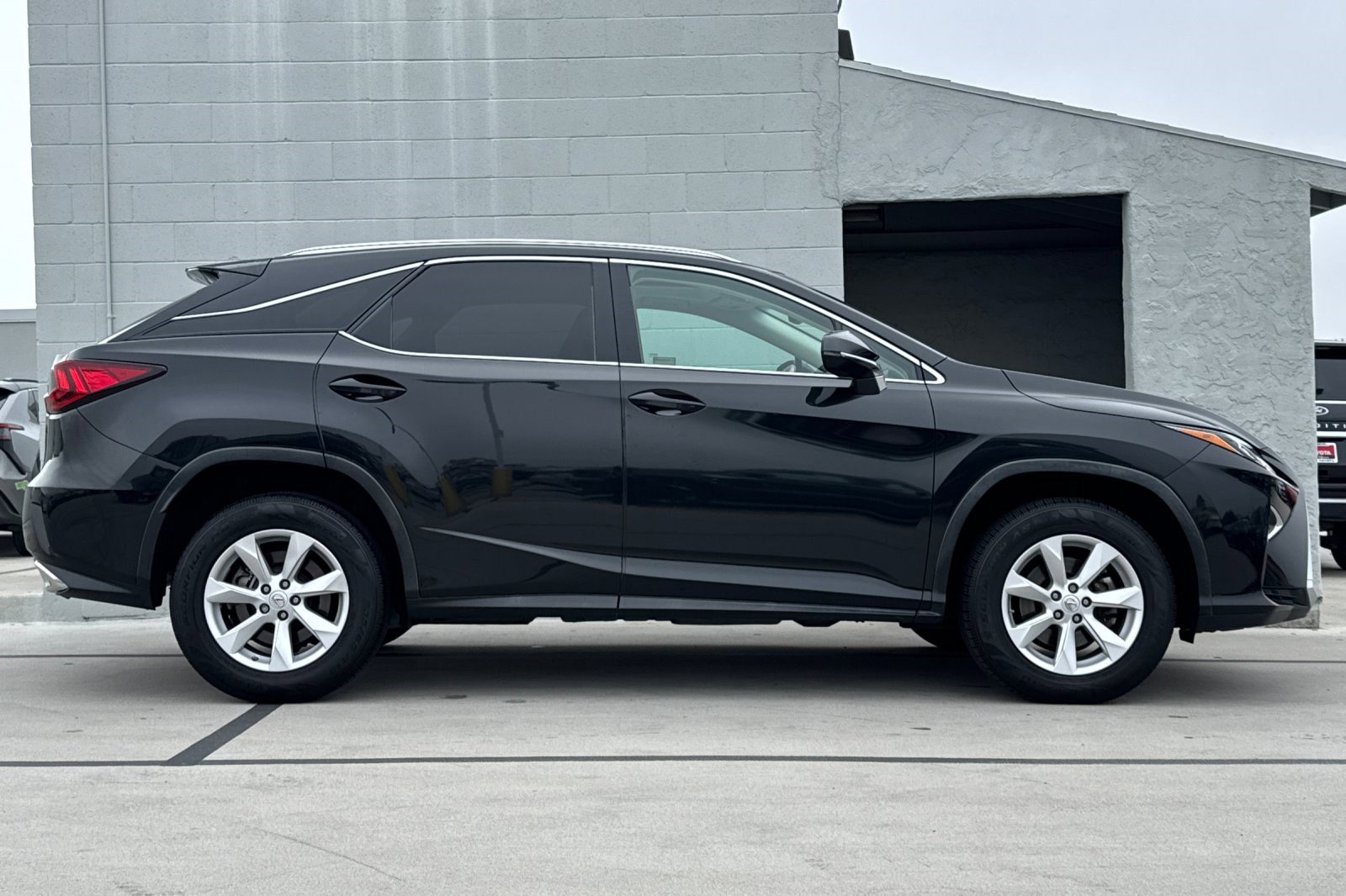 2017 Lexus RX 350 photo 2