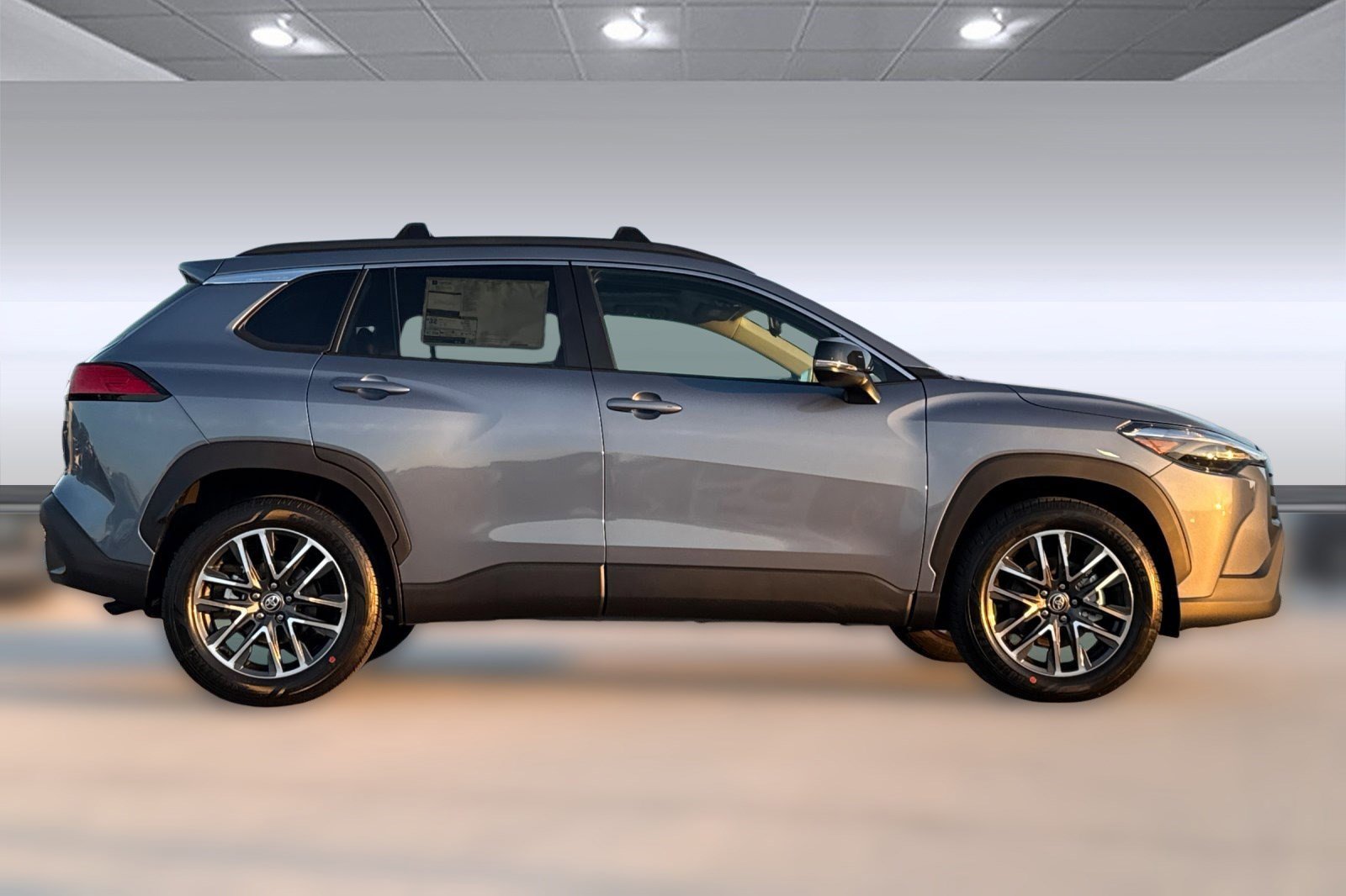 2026 Toyota Corolla Cross XLE photo 2