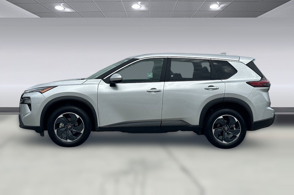 Used 2025 Nissan Rogue SV SUV