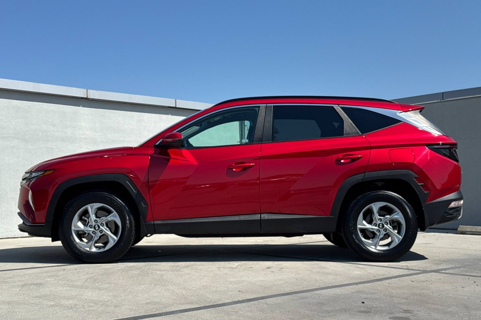 2023 Hyundai Tucson SEL photo 2