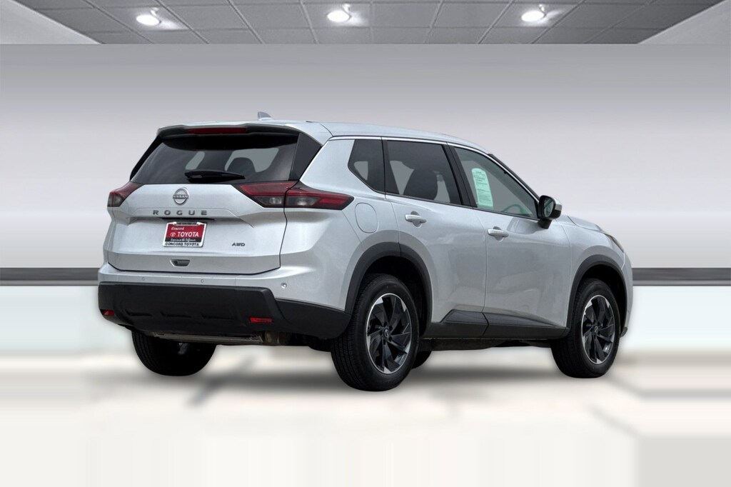 Used 2025 Nissan Rogue SV SUV