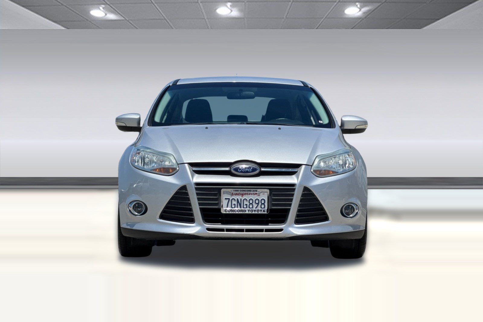 Focus SE Sedan