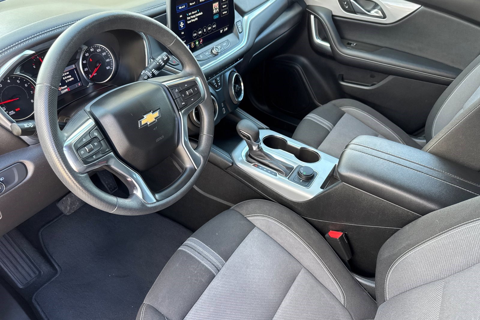 2025 Chevrolet Blazer 2LT photo 4