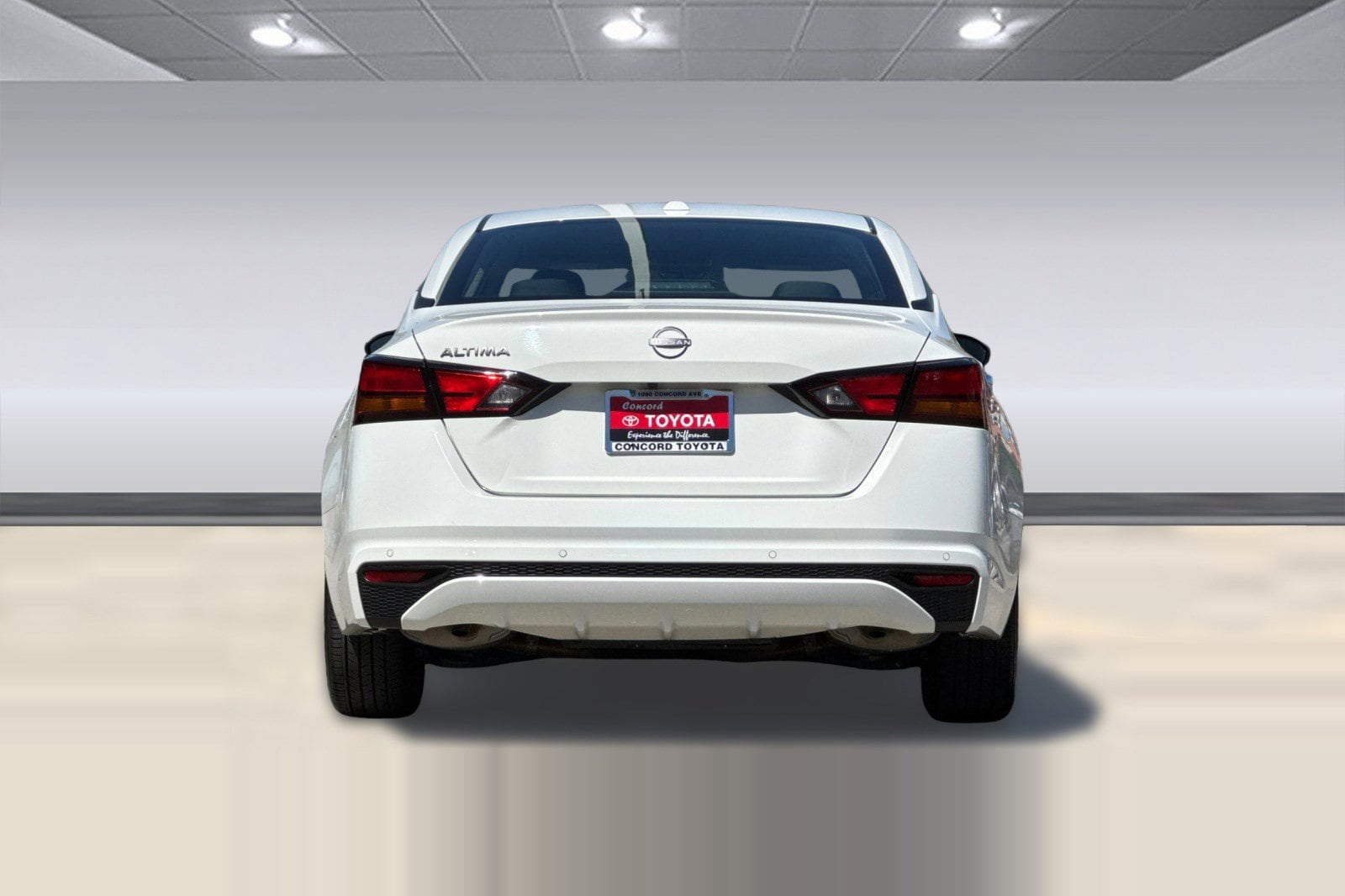 2025 Nissan Altima SV photo 3