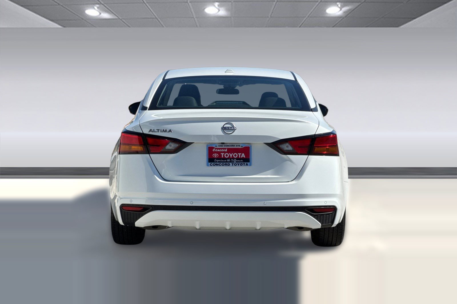 2025 Nissan Altima SV photo 3