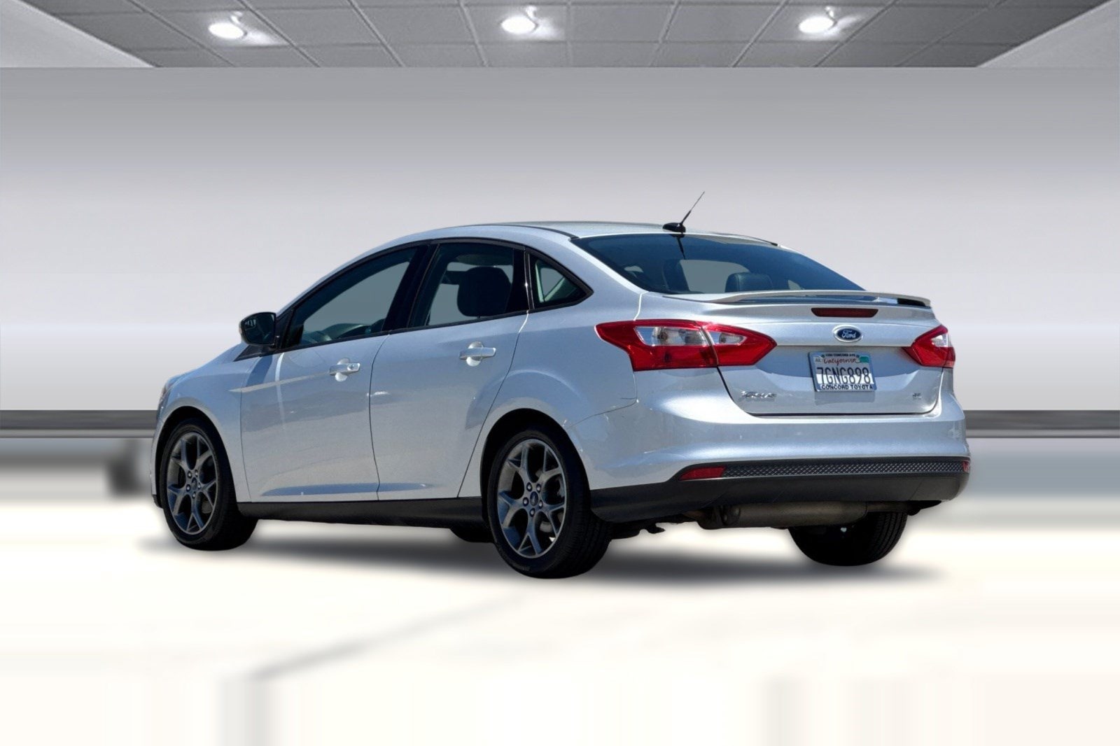 Focus SE Sedan