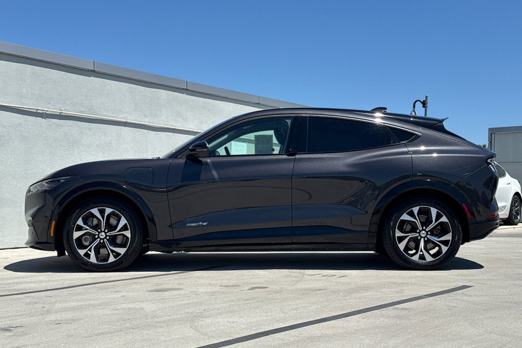 Used 2022 Ford Mustang Mach-E Premium SUV