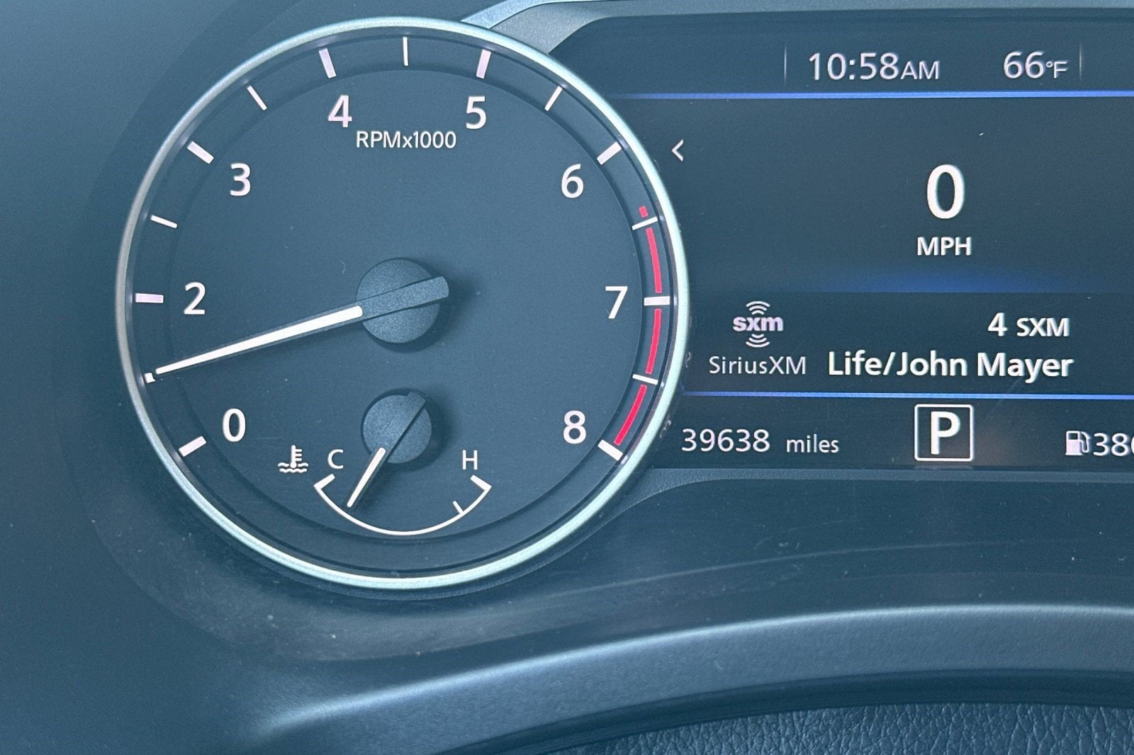2025 Nissan Sentra SV - Photo 21